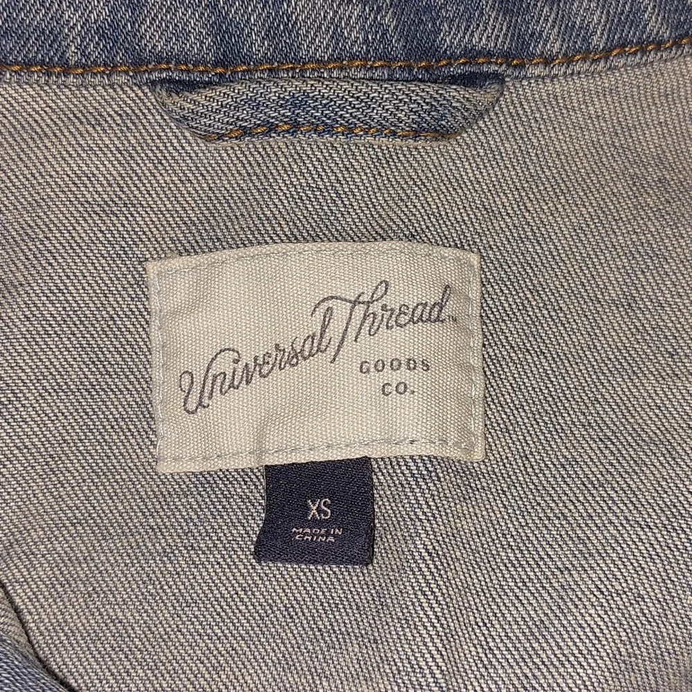 Jean Jacket - Picture 2 of 4